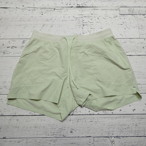 Lululemon Shorts Mens 2XL Light Green Drawstring Recycled Nylon Athletic‎ Run - Picture 1 of 8